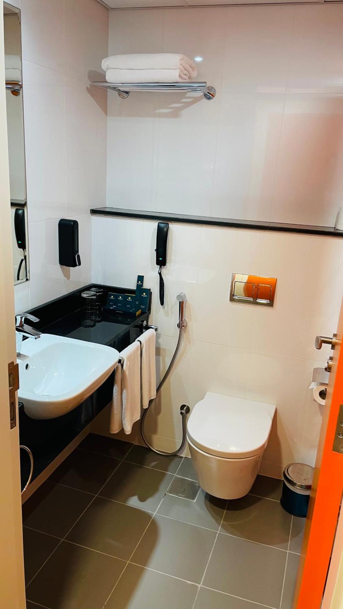 Wescott Hotel Dubaï Extérieur photo